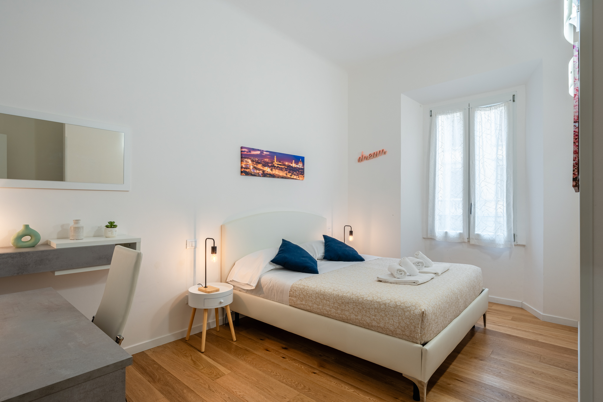 The World Apartment Bedroom